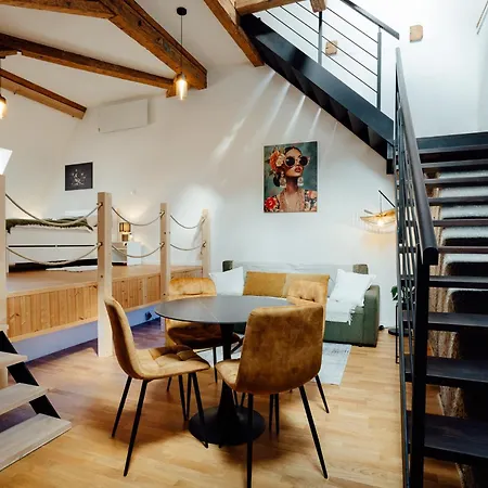 Apartment Frida V Mestskom Palaci *